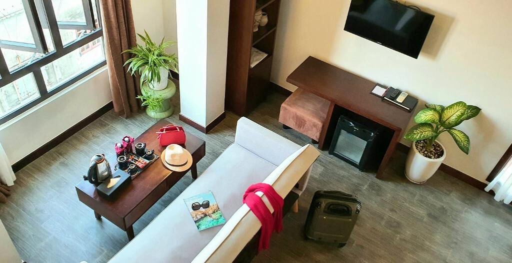 Cảnh quan từ phòng Deluxe tại Odyssey Hotel Hoi An