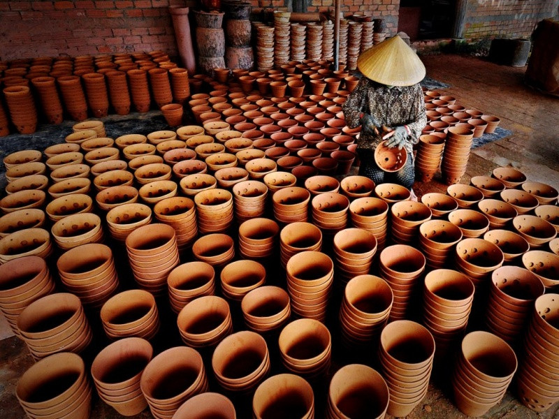 Làng Gốm Hương Canh