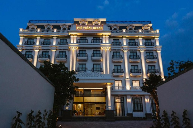 Phú Thắng Grand Hotel - Khách sạn Long An