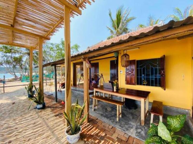 Bếp chung tại Da Dia Reef Homestay