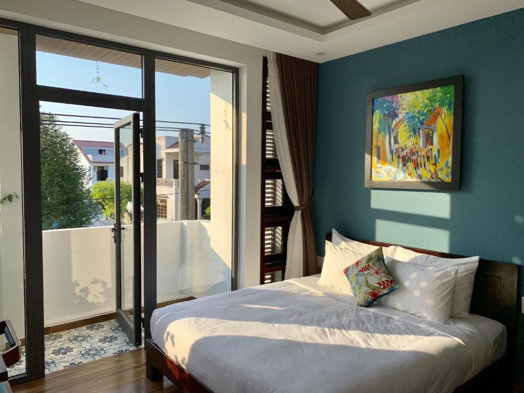 Deluxe Double Room with Balcony