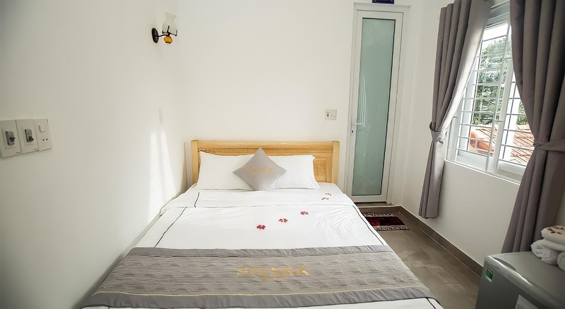 Shark Homestay - Family Room with Private Bathroom