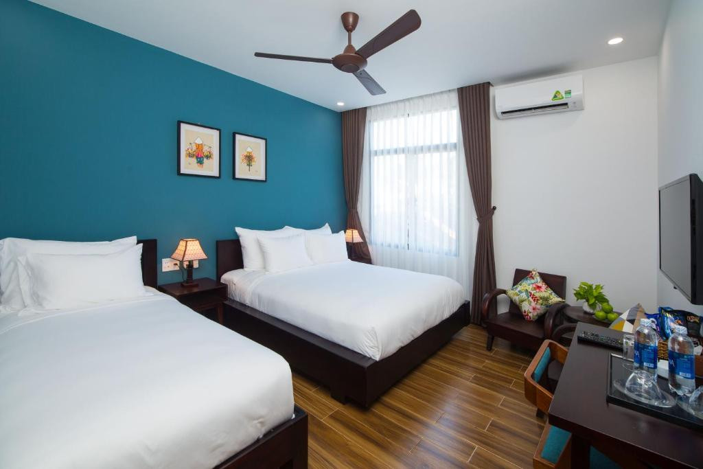 Triple Room with View