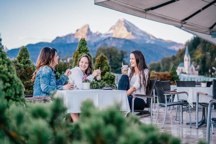 Cổ điển và xa hoa trong không gian nghỉ dưỡng hấp dẫn tại khách sạn Edelweiss Berchtesgaden
