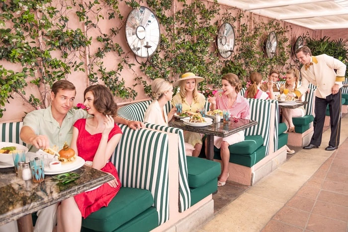 Cung điện màu hồng ở Beverly Hills Hotel làm dân tình đứng ngồi không yên muốn đến check-in cùng ngôi sao Hollywood