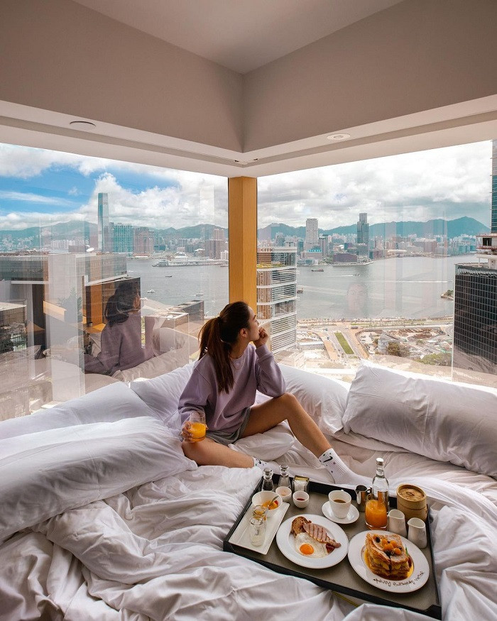 Đến Hong Kong trải nghiêm khách sạn The Upper House sang chảnh, hiện đại
