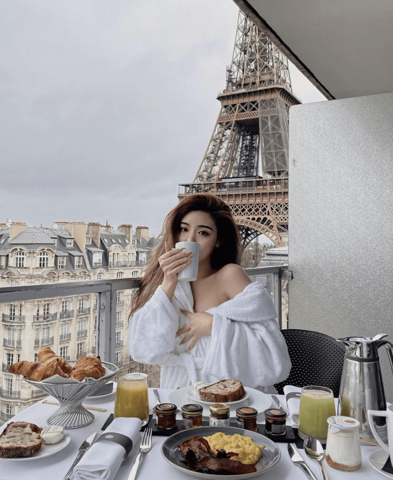 Điểm danh các khách sạn view tháp Eiffel đẹp nhất Paris