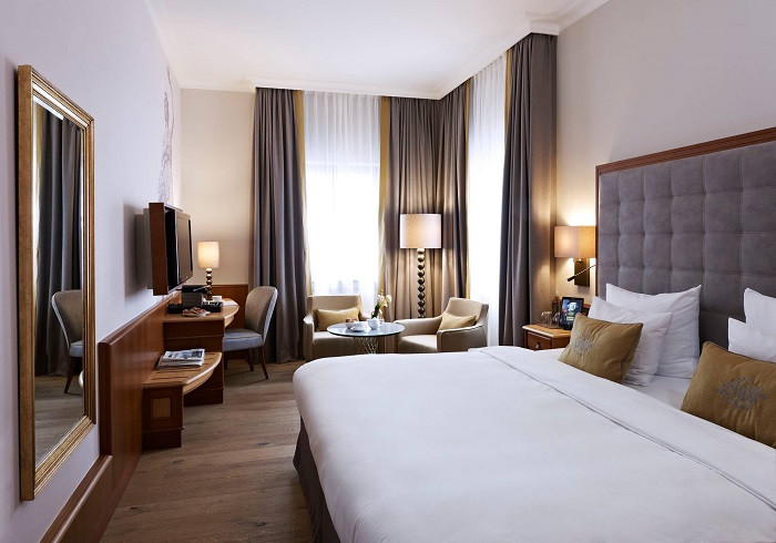 Dừng chân ở Platzl Hotel Munich để sống chậm, sống an lành giữa khu phố cổ nước Đức