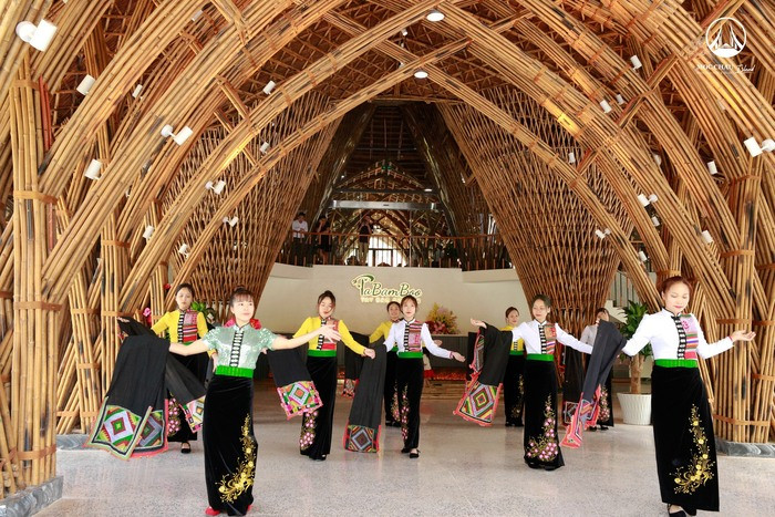 ‘Hot rần rần’ khách sạn đoàn tàu ở Mộc Châu – Điểm nghỉ dưỡng độc đáo giữa núi rừng Tây Bắc