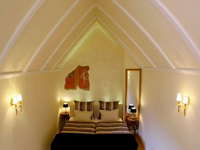 Khách sạn Ehhausl hotel nhỏ nhất thế giới chỉ nhận 2 khách một lần