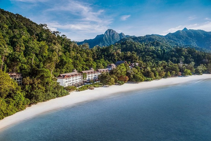 Ritz Carlton Langkawi, thiên đường có cả view rừng vàng biển bạc ở Malaysia