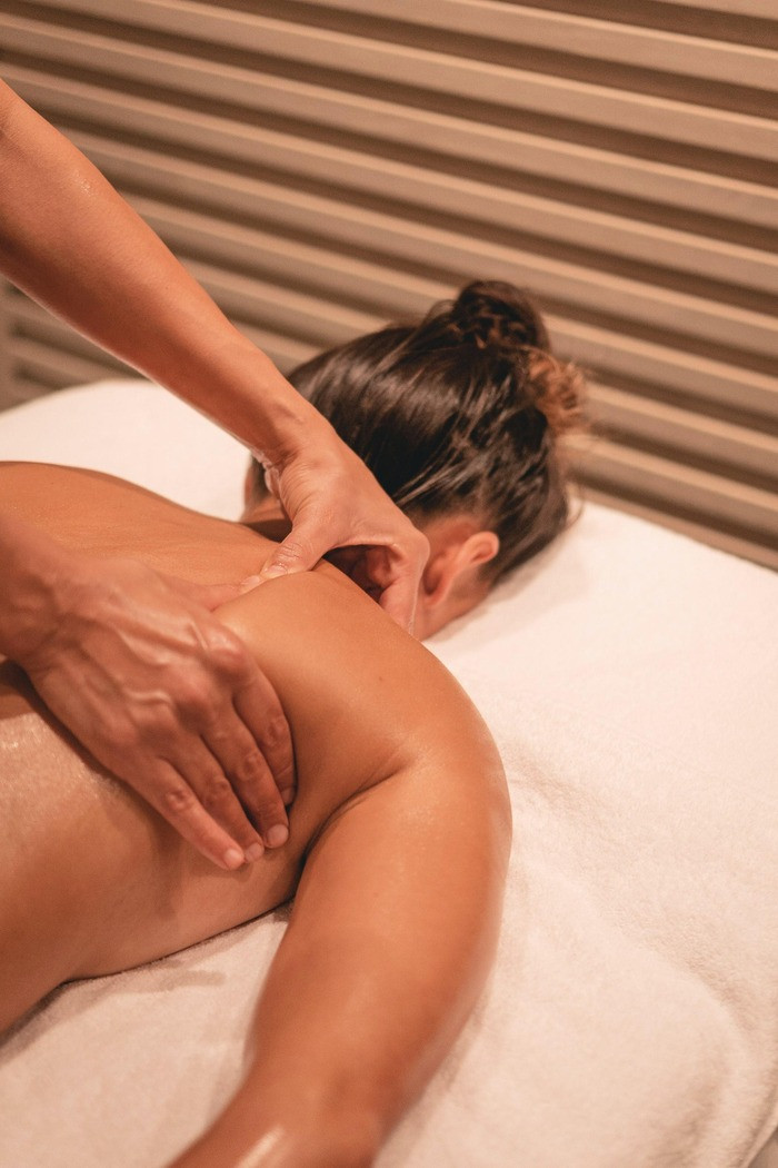 Say lòng với view ngắm cảnh tuyệt đẹp tại 5 khách sạn gần sông Hàn sang-xịn-mịn