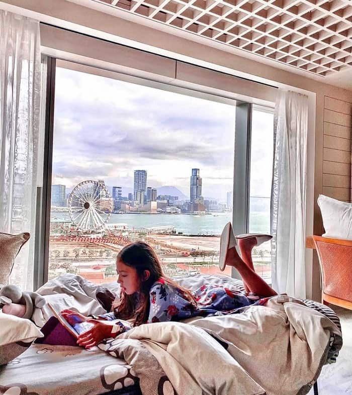 Tận cùng sự sang trọng xứ Cảng thơm là Mandarin Oriental Hong Kong, một trong khách sạn cao cấp nhất thế giới