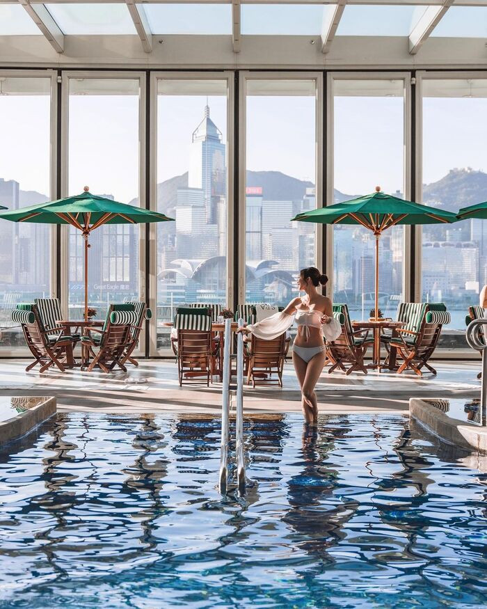 The Peninsula Hong Kong: Vẻ đẹp quyến rũ vượt thời gian tọa lạc tại khu du lịch Tsim Sha Tsui sôi động