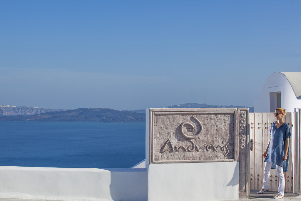 Top 6 khách sạn sang trọng đẹp nhất ở Santorini