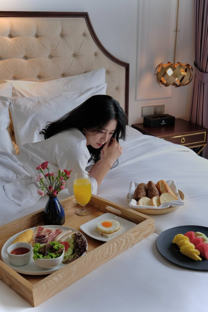 Trải nghiệm nghỉ dưỡng tuyệt vời trong bầu không khí nội thành sôi động, nhộn nhịp tại 5 khách sạn gần hồ Hoàn Kiếm